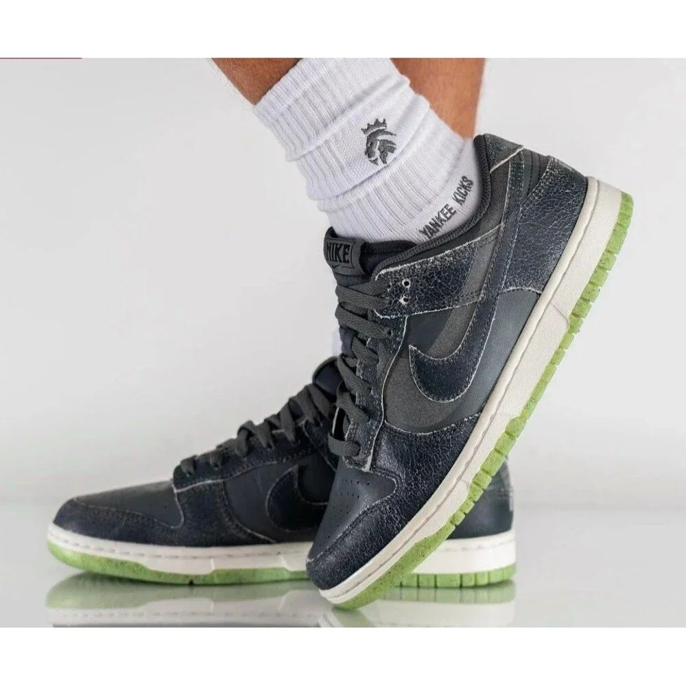 Nike Dunk Low SE GS Halloween distress kids shoes 2Y 2022 Iron Grey Phantom